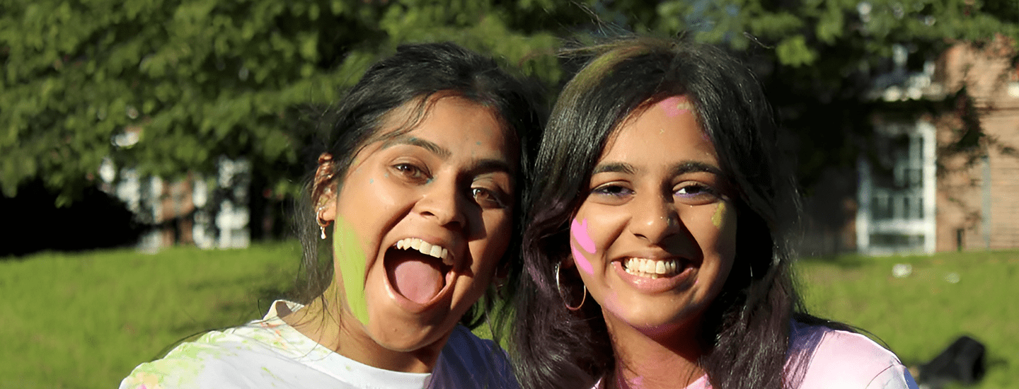 kcl students with colour powder